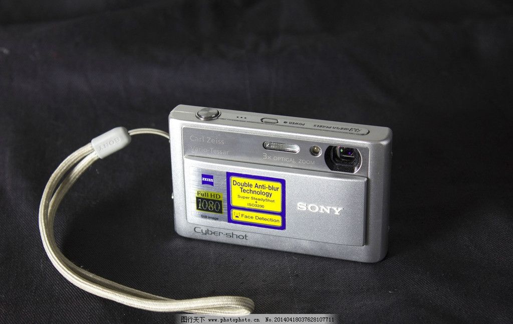 索尼数码相机图片,银色外壳 小巧方便的相机 高