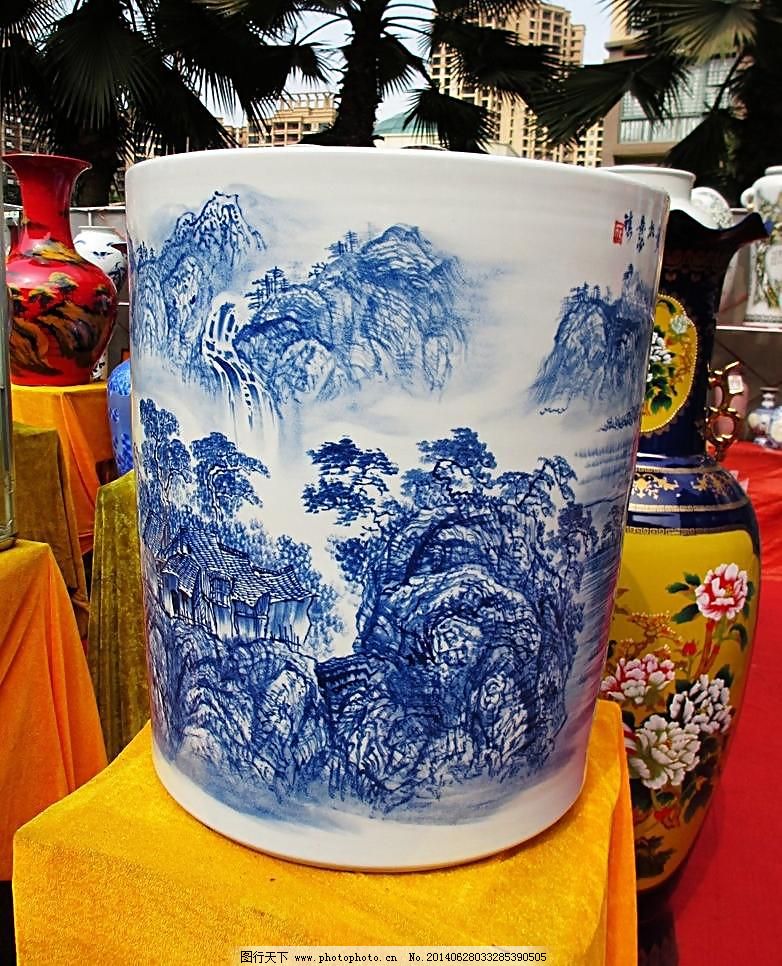 梦境解析,梦见喜欢自己的男生被花瓶盆砸中的深层含义 梦境解析,梦见喜欢自己的男生被花瓶盆砸中的深层含义